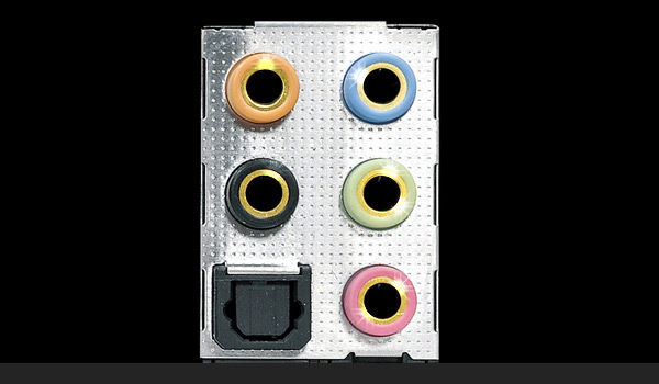 Low-Connector Gold Audio Jack